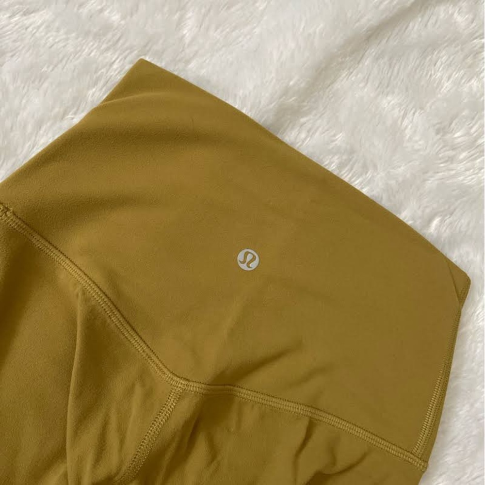 Lululemon 28” grape leaf color leggings. Perfect condition!